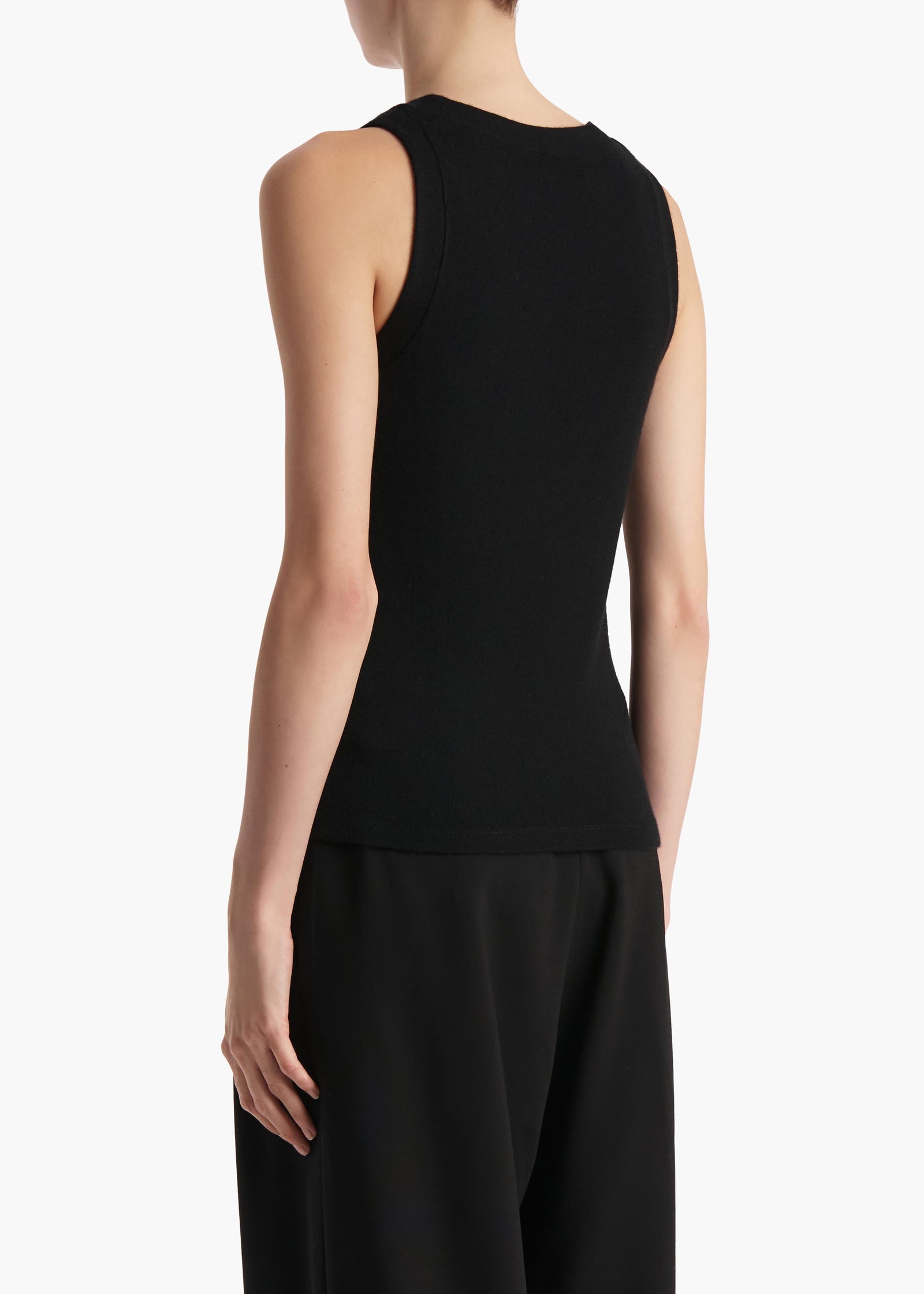 ISHA-TOP_BLACK_2398612-200_C.jpg