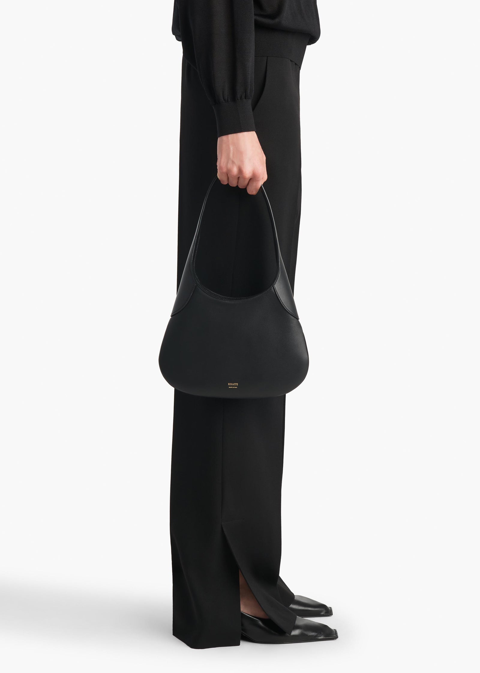 JOAN SMALL HOBO BLACK H1048 875 200 E