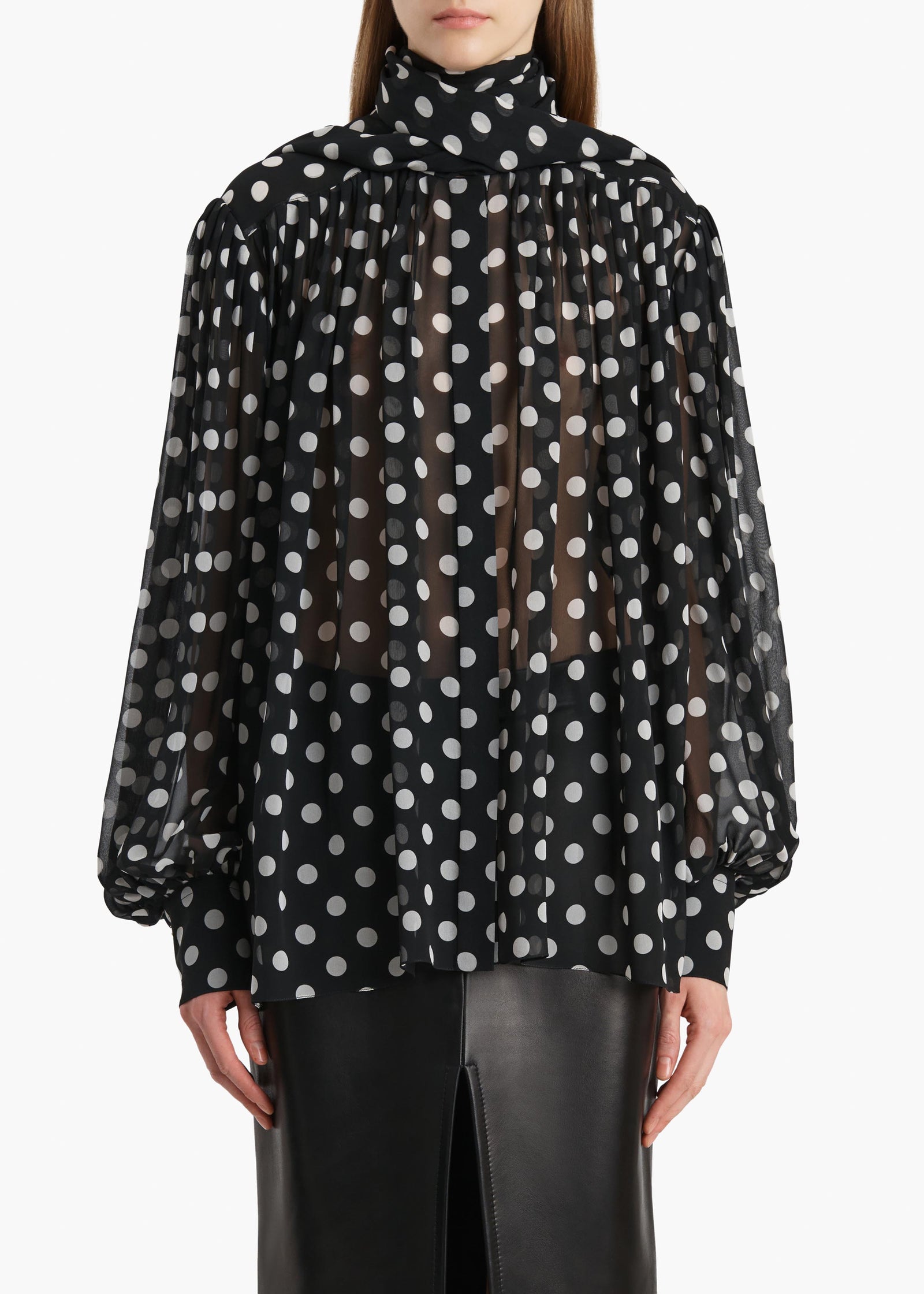 VALI TOP MEDIUM DOT BLACK 24603374 663 B Alt